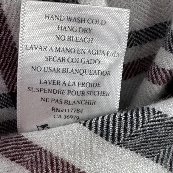 Rails Shirt S M Hunter White Navy Plaid Button Flannel Top 90s Grunge California - Picture 10 of 10